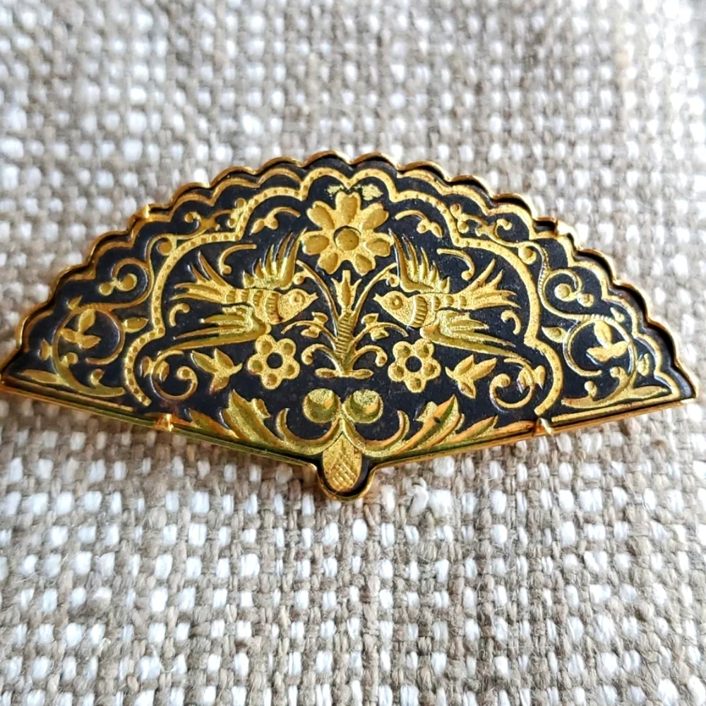 Antique Spanish Damascus 24k gold inlay craft bird fan brooch - Picture 1 of 6